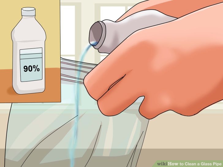 what is the easiest quickest way to clean out a marijuana pipe?